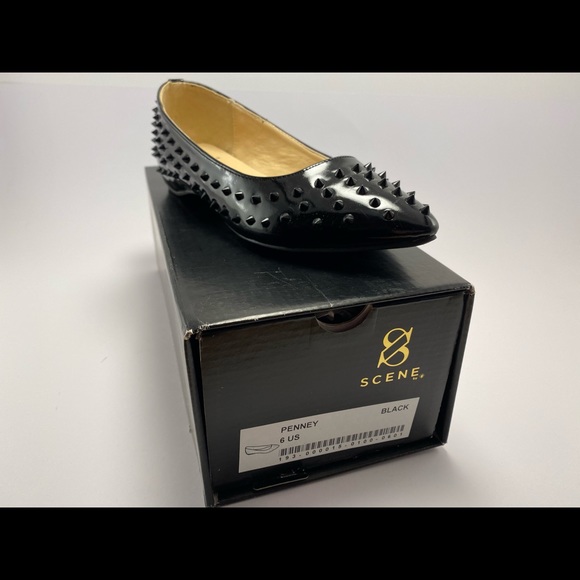 Scene by Shoe Dazzle Penny Spiked Flats - Picture 7 of 7